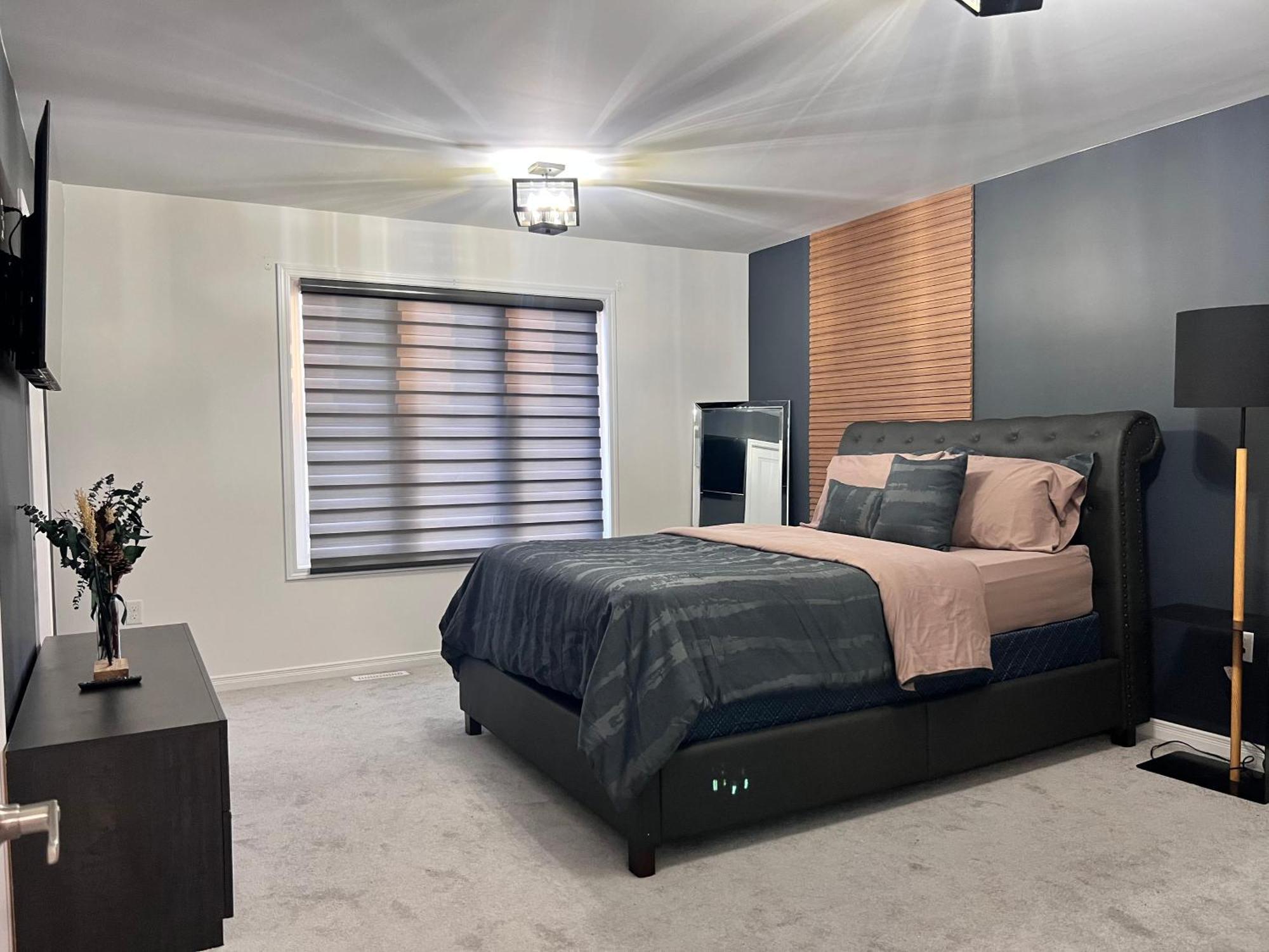 Spacious 4-Bedroom Home, Comfortably Sleeps 10 バリー エクステリア 写真