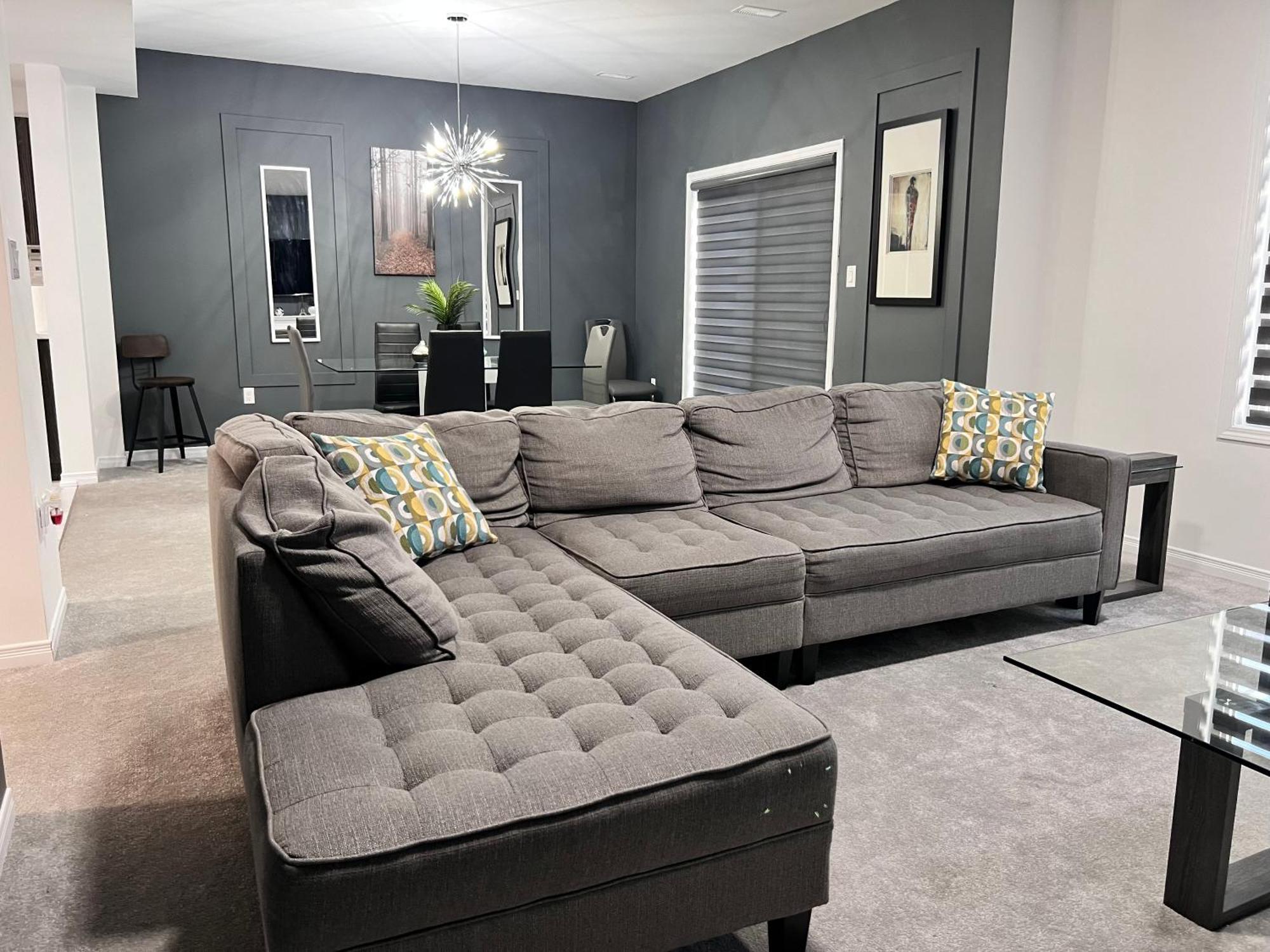Spacious 4-Bedroom Home, Comfortably Sleeps 10 バリー エクステリア 写真